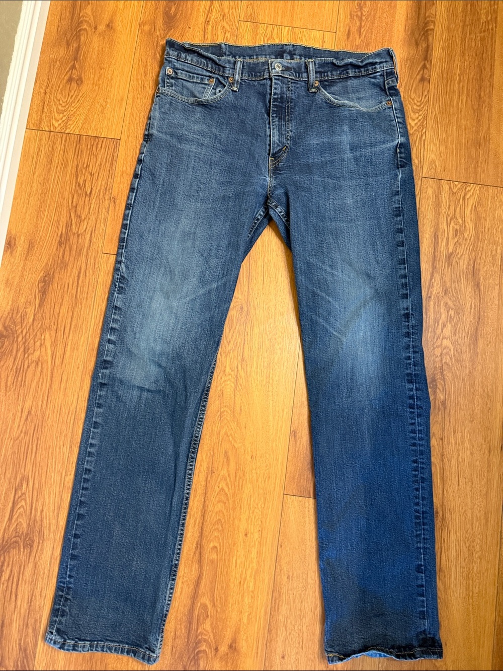 Men's Straight-Leg Denim Jeans in Medium Blue
